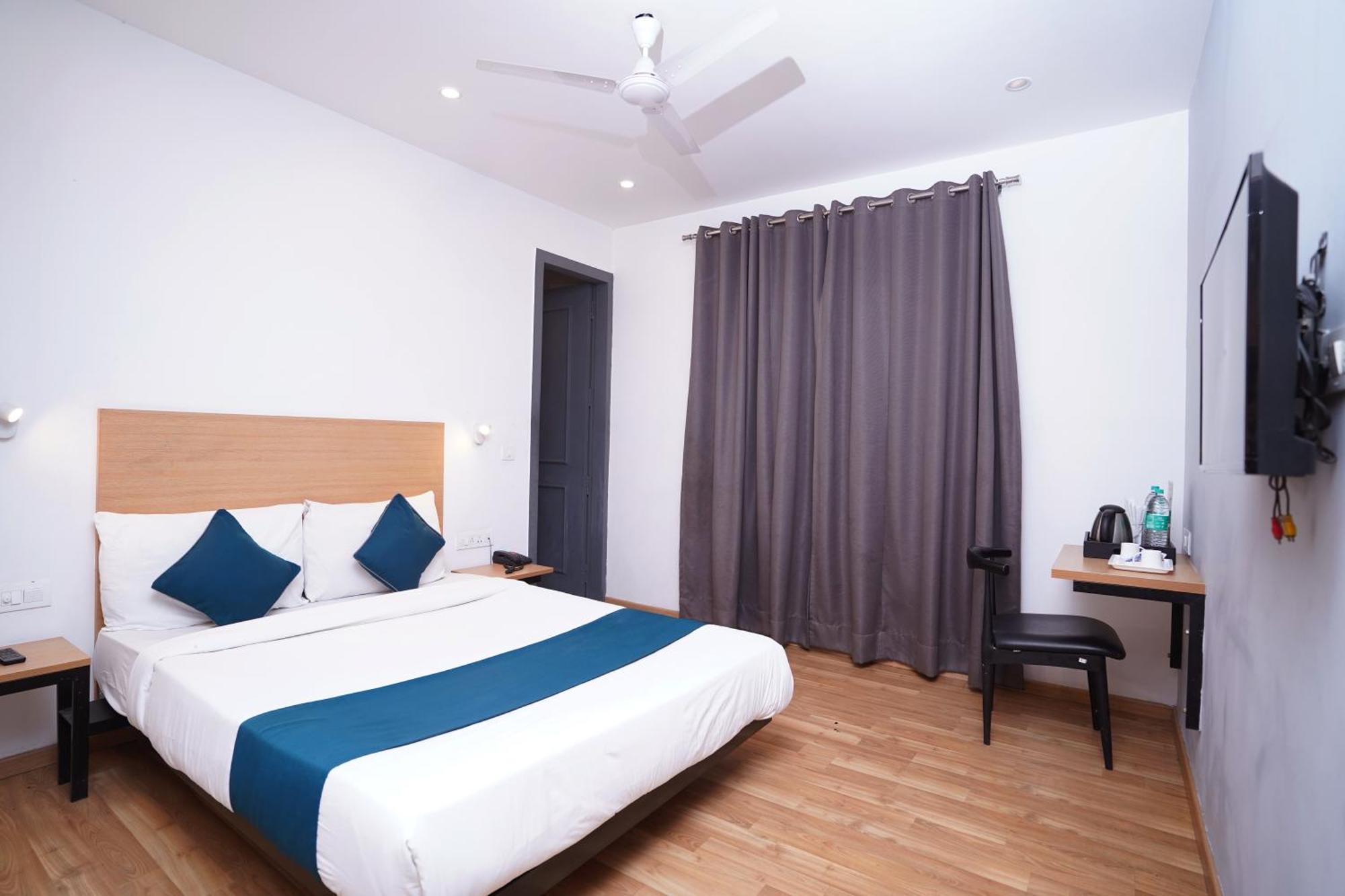 Hotel Mira Residency- Outer Ring Road, Paschim Vihar Delhi Kültér fotó