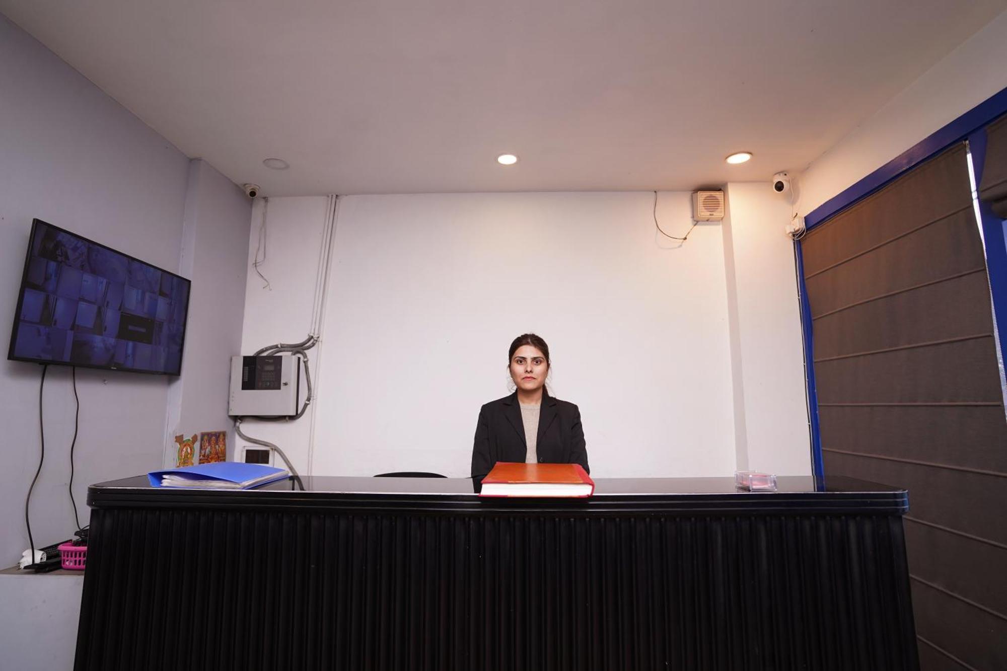 Hotel Mira Residency- Outer Ring Road, Paschim Vihar Delhi Kültér fotó